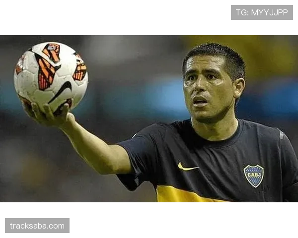 在控球体系下里克尔梅与C罗帕斯倾向多点参与与单点驱动转移